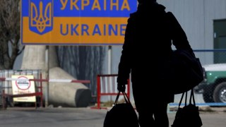 У Львові біженців з України везуть до Європи