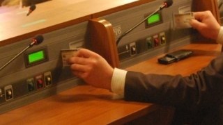 УДАР у Львівській облраді вимагає персонального голосування депутатів всіх рівнів