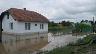 На Львівщині внаслідок негоди підтоплено майже 45 будинків у двох районах