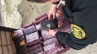 У Раві-Руській митники вилучили 110 контрабандних планшетів