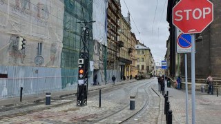 У Львові витратять майже мільйон гривень на встановлення дорожніх стовпців у центрі міста