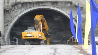 Україна візьме кредит 55 млн євро на будівництво Бескидського тунелю