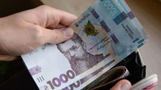 Середня зарплата на Львівщині за місяць зросла на 191 гривню