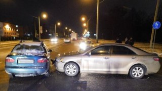 У Львові в ДТП загинув водій легковика