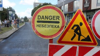 Перекриття частини вулиці Пимоненка продовжили до кінця січня