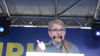 Тимошенко готова стати Головнокомандуючою України