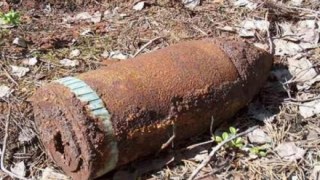 На Радехівщині виявили снаряд часів ІІ Світової війни