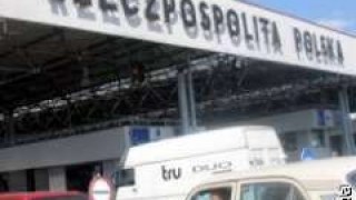 Поляки пришвидшили прикордонний контроль автомобілів в МПП  Корчова-Краківець