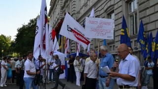 Під стінами Львівської ОДА відбувається мітинг об’єднаної опозиції
