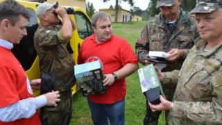 Львівським військовим подарували оптичні засоби, провіант та засоби гігієни