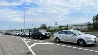 На кордоні з Польщею – черги на 120 авто та 60 пішоходів