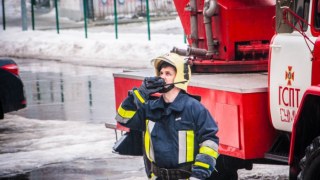 Майже 800 рятувальників чергують на виборах на Львівщині