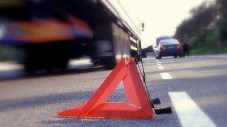 Водій автомобіля на швидкості збив двох жінок на Львівщині