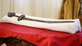 Стародавній меч вікінгів передадуть до Львівського музею