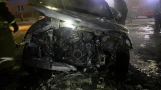 Поблизу Львова згоріло авто BMW X3