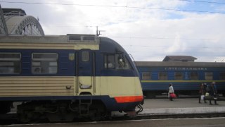 Львівська залізниця змінює розклад руху 13 поїздів