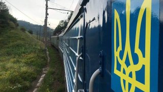 Укрзалізниця анонсувала запуск додаткових поїздів до Львова