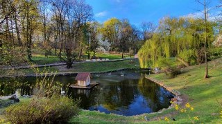 Львів'янам тимчасово заборонили відвідувати парки міста