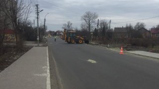 Ділянку дороги зі Львова до Шегині у Городку закрили для транспорту