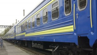 У вересні курсуватиме додатковий поїзд Київ-Ужгород