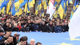 На народному віче у Києві зібралося більше 100 тисяч людей