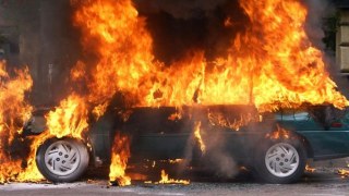 На Пустомитівщині вщент згорів автомобіль