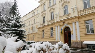 Львівська обласна лікарня переплатила майже сім мільйонів за ремонт будівель