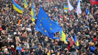 У неділю опозиція знову збирає народне віче на Майдані у Києві