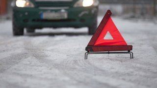 На Львівщині водій авто збив пішохода: жінка у лікарні
