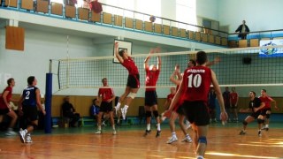 Волейбольний «Барком» зіграє  вдома два матчі з харківським «Локомотивом-Надією»