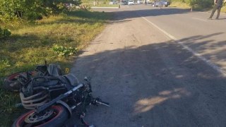 У Червоноградському районі в ДТП загинув мотоцикліст