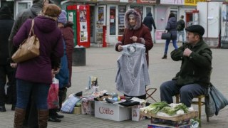 В Україні зросли мінімальна зарплата і пенсія