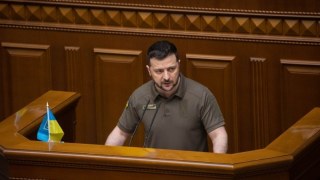 Зеленський планує надати особливий статус полякам в Україні