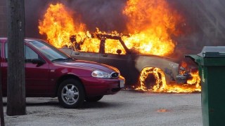 Три автомобілі згоріли у Львові