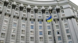 Кабінет міністрів скоротив квоту на міграцію в Україну