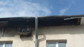 8 рятувальників гасили пожежу в офісі на Городоччині
