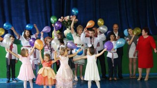 «Батьківщина» Львівщини привезла гостинці вихованцям дитячого будинку