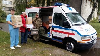 Львівські волонтери відправили в зону АТО реанімобіль