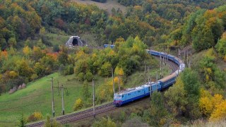 Через Львів курсуватиме додатковий поїзд до Ужгорода