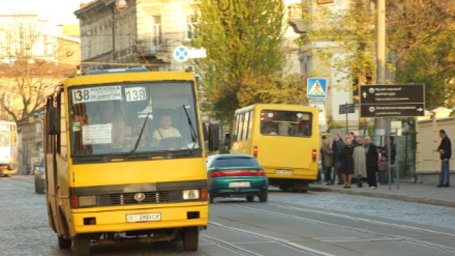 перевірка пасажиропотоку у Львові