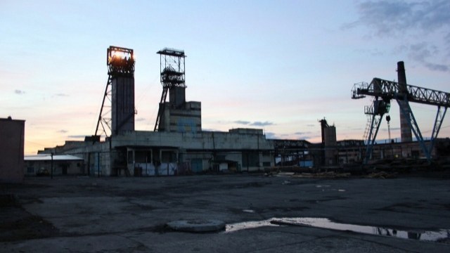 вугільна шахта