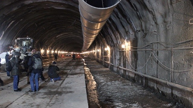 Бескидський тунель