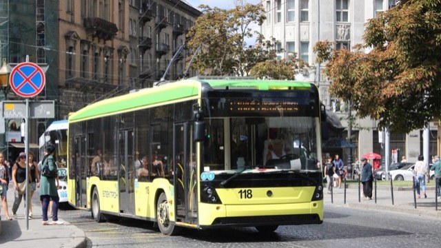 тролейбус №33