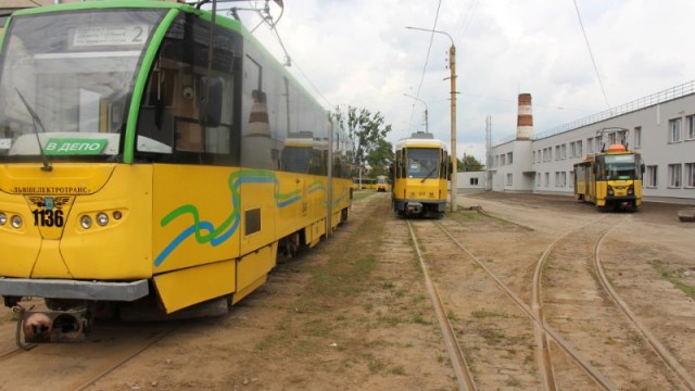 трамвай у Львові