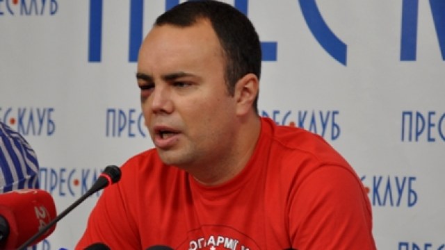 Олексій Дегтяренко