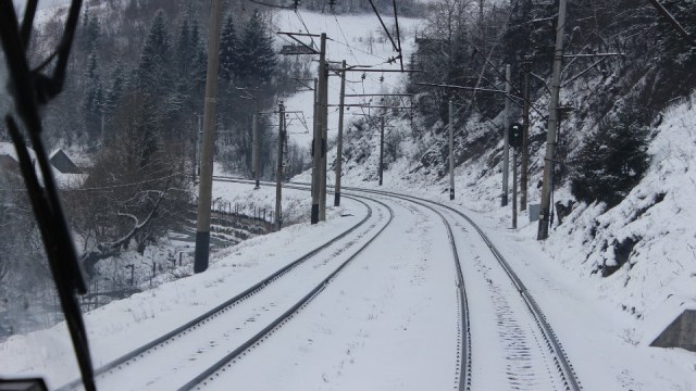 сніг на залізниці