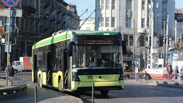 тролейбус у Львові