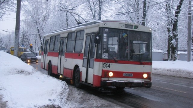 тролейбус 25