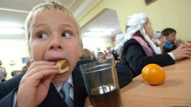 харчування в школах