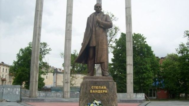 пам'ятник Степану Бандері